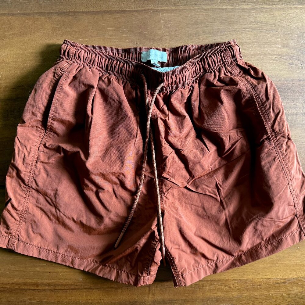 Mid/High Waist Shorts with Mesh Lining